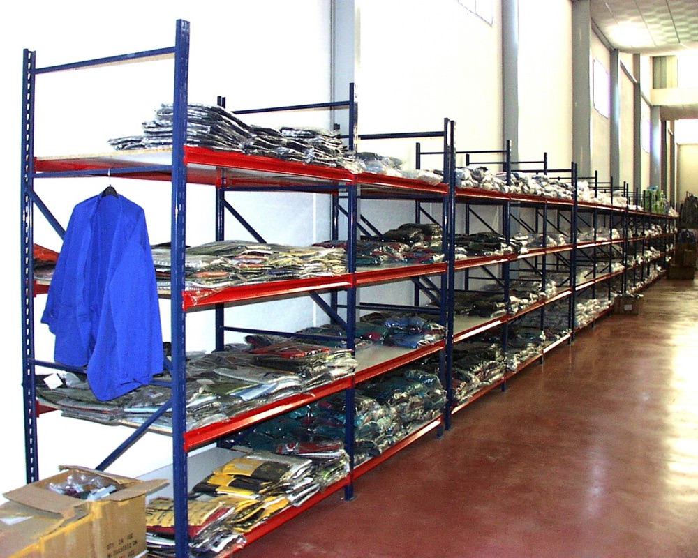 Estantería metálica